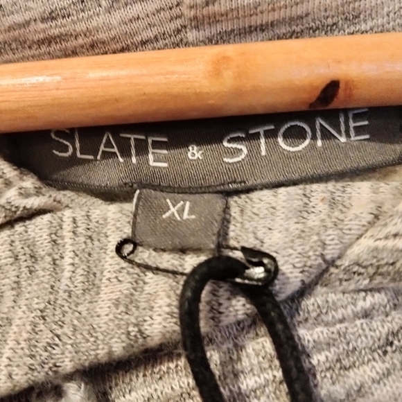 Slate & Stone French Terry Pullover hoodie - Picture 5 of 5